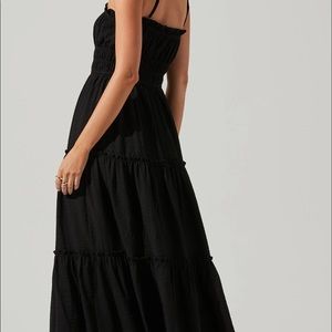 Link to dress - https://www.astrthelabel.com/products/smocked-crinkle-maxi-dress